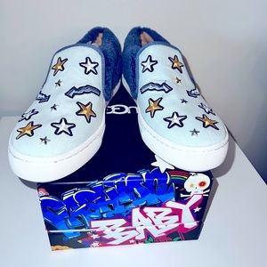 NEW UGG ~ W Patch it slip on shoe - Authentic UGG